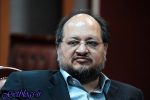 اسامی خریداران کالاهای عرضه شده است با ارز ۴۲۰۰ تومانی را اعلام کنید / درخواست شریعتمداری از بورس